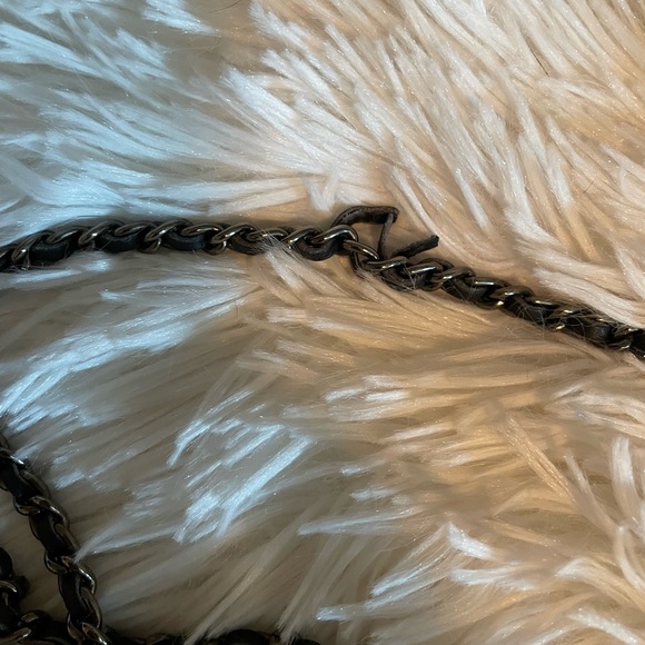 Chanel bodycross. Great for going out. Black with silver sparkle. - Picture 5 of 6